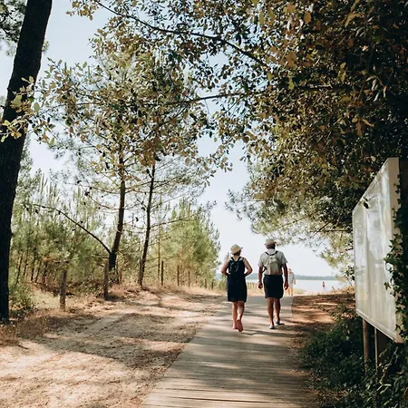 Kemp L'oree Des Bois - Atc Routes Du Monde Atc - Saint-pierre D'oleron *