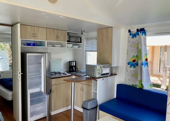 Camping L'orée Des Bois - Atc Routes Du Monde Atc - Saint-pierre D'oléron *