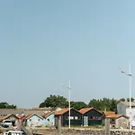 Campsite L'oree Des Bois - Atc Routes Du Monde Atc - Saint-pierre D'oleron *