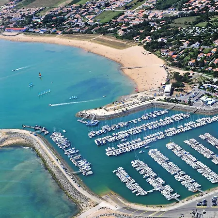 Campsite L'oree Des Bois - Atc Routes Du Monde Atc - Saint-pierre D'oleron *